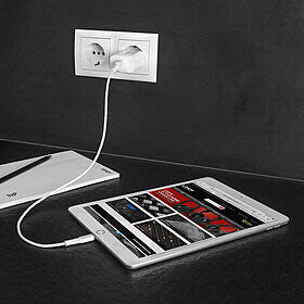 Lindy 73412 mobile device charger Smartphone, Tablet White AC Fast charging Indoor, Outdoor