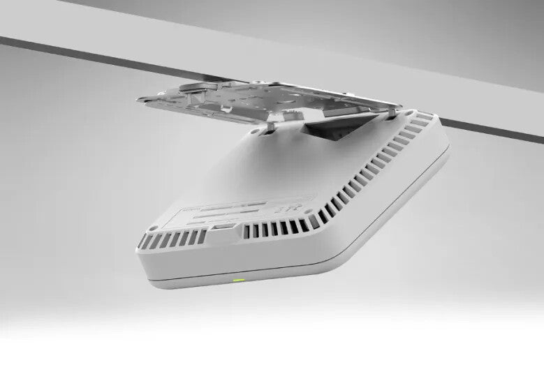NETGEAR WBE710 White Power over Ethernet (PoE)