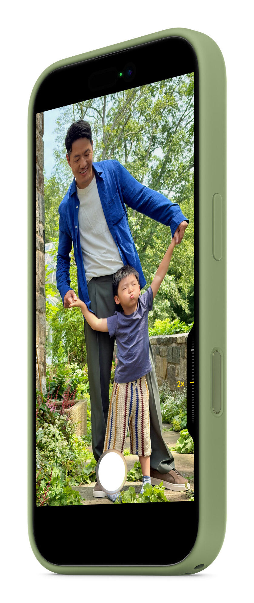 Apple iPhone 17 Silicone Case with MagSafe – Light Moss