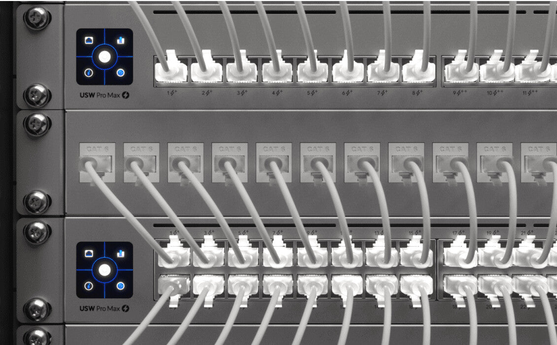 Ubiquiti UACC-Cable-Patch-EL-1M-W networking cable Translucent, White Cat6