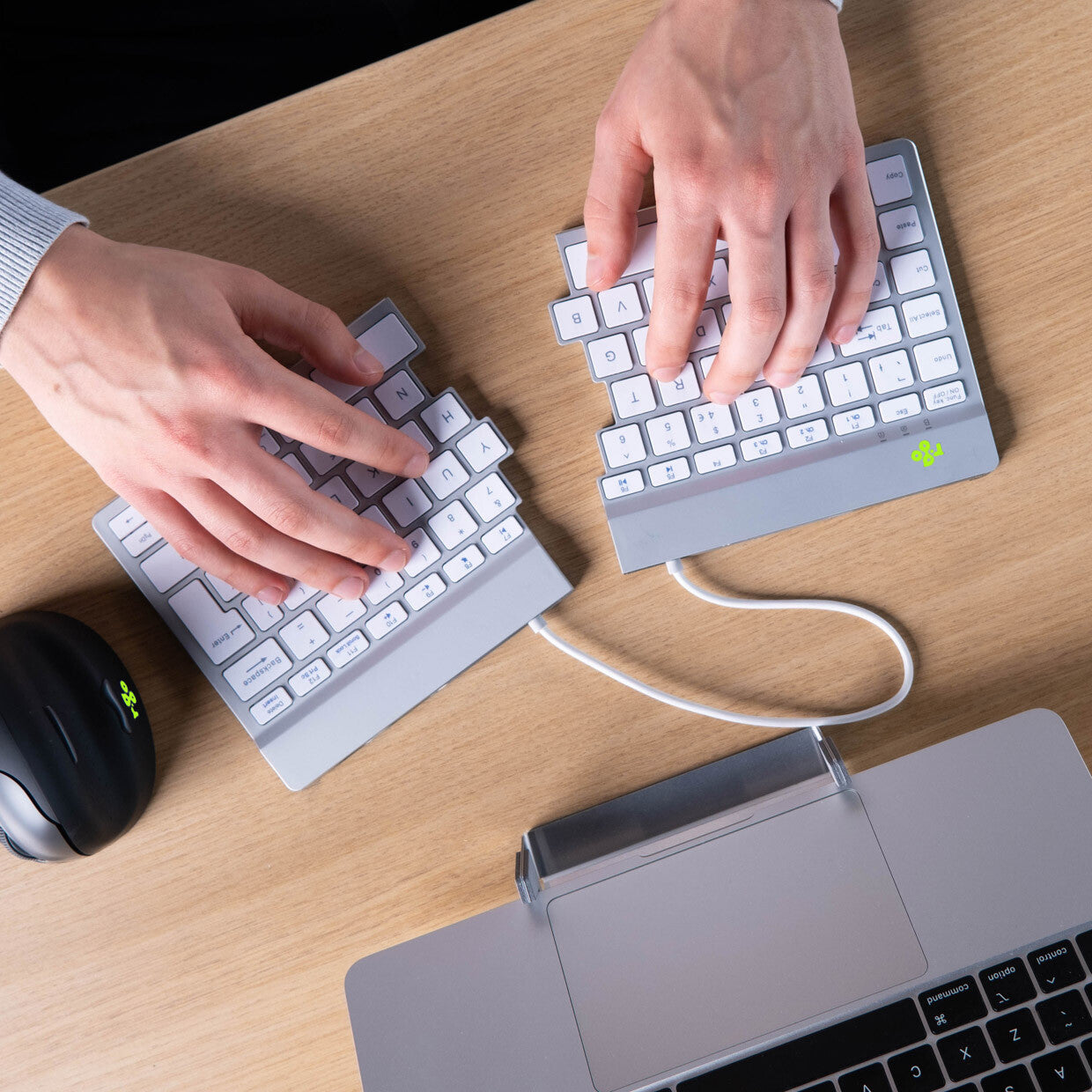 R-Go Tools Ergonomic keyboard R-Go Split Break with break software, ergonomic split keyboard, QWERTY (NORDIC), Bluetooth, white