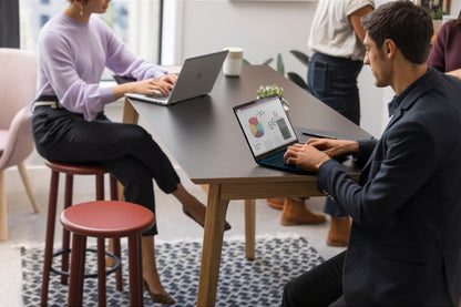 HP EliteBook 830 G10 Intel® Core™ i5 i5-1335U Laptop 33.8 cm (13.3") WUXGA 8 GB LPDDR5-SDRAM 256 GB SSD Wi-Fi 6E (802.11ax) Windows 11 Pro Silver