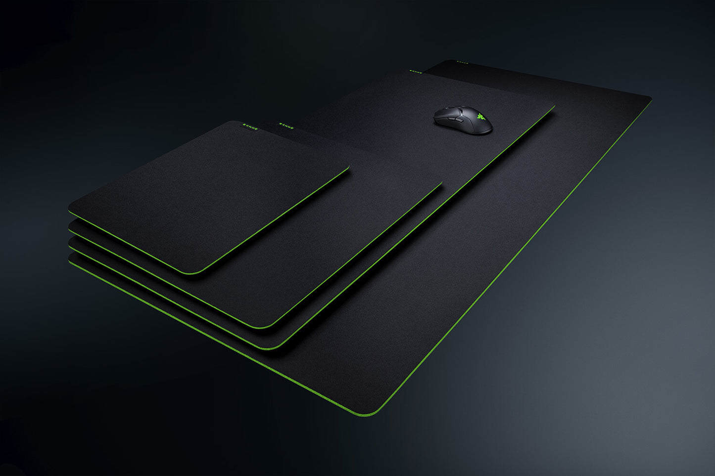 Razer Gigantus V2 - 3XL Gaming mouse pad Black, Green