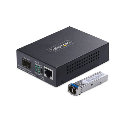 StarTech.com Gigabit Ethernet Copper-to-Fiber Media Converter, SM LC, 40km, 10/100/1000 Mbps, RJ45 to LC, Full Metal, 9K Jumbo Frames, TAA Compliant