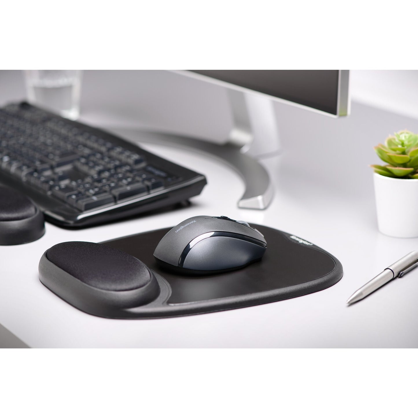 Kensington Comfort Gel Mouse Pad — Black