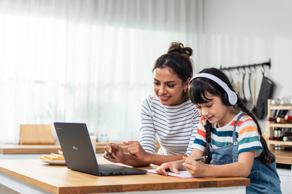 ASUS Chromebook CZ11 CZ1104CM2A-N00122 ARM Cortex 520 Laptop 29.5 cm (11.6") HD 8 GB LPDDR4x-SDRAM 64 GB eMMC Wi-Fi 6 (802.11ax) ChromeOS Grey