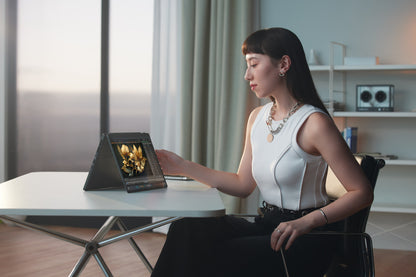 ASUS ProArt PX13 HN7306EA-LX036W Copilot+ PC AMD Ryzen™ AI Max+ 395 Hybrid (2-in-1) 33.8 cm (13.3") Touchscreen 3K 32 GB LPDDR5x-SDRAM 1 TB SSD Wi-Fi 7 (802.11be) Windows 11 Home Black