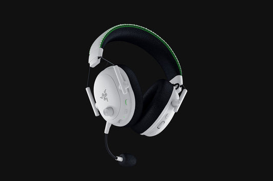 Razer BlackShark V3 Pro Headset Wired & Wireless Head-band Gaming USB-A Bluetooth, Boom microphone, white