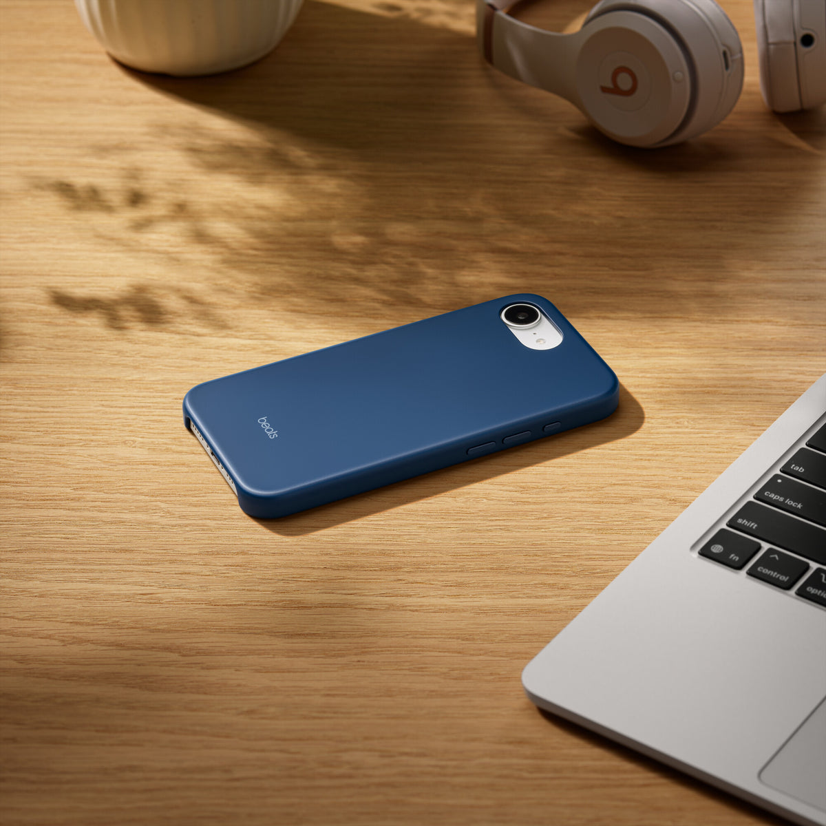 Apple Beats iPhone 17e Case with MagSafe – Bedrock Blue