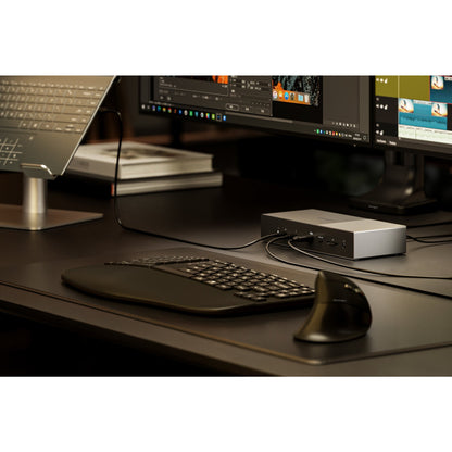Kensington SD5000T5 EQ Thunderbolt 5 Triple 4K Docking Station with 140W PD - Windows/macOS