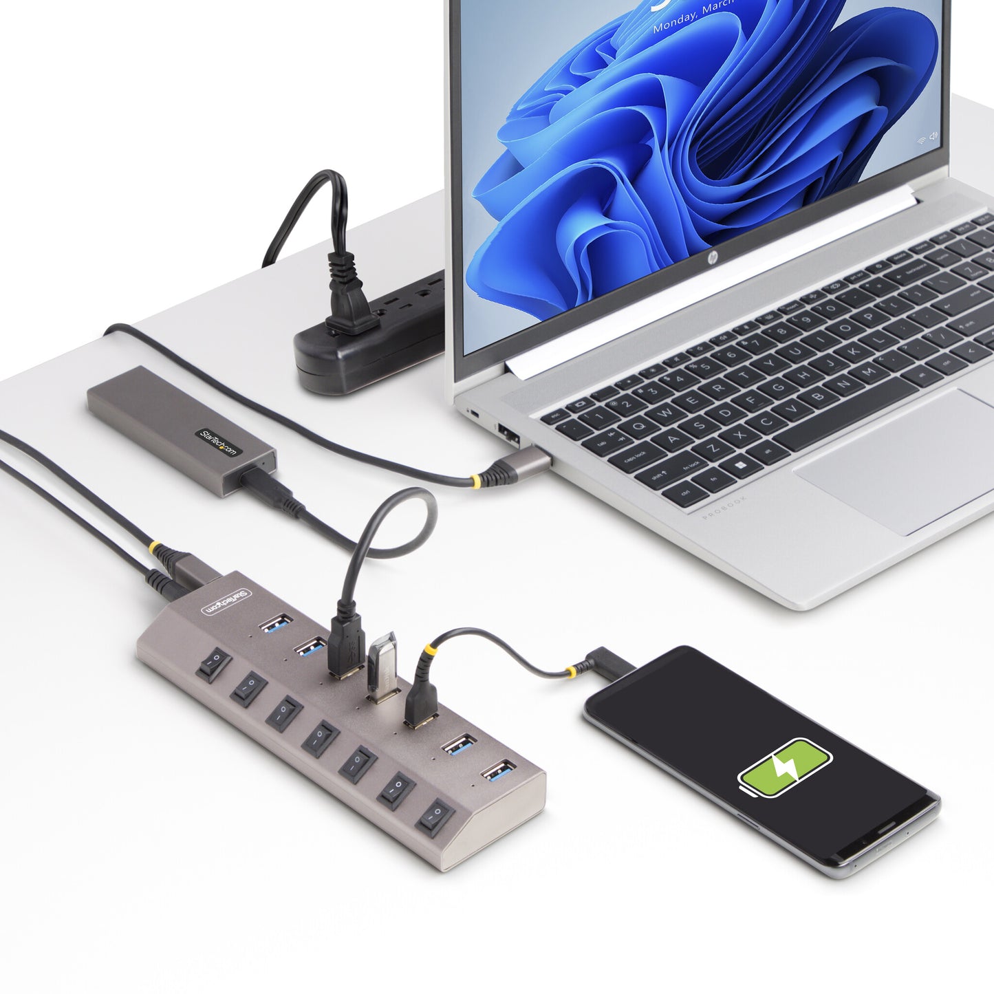 StarTech.com 7 Port Self-Powered USB C Hub with Individual On/Off Switches, USB 3.0 (5Gbps) Expansion Hub with Power Supply, Desktop Laptop USB-C to USB-A Splitter