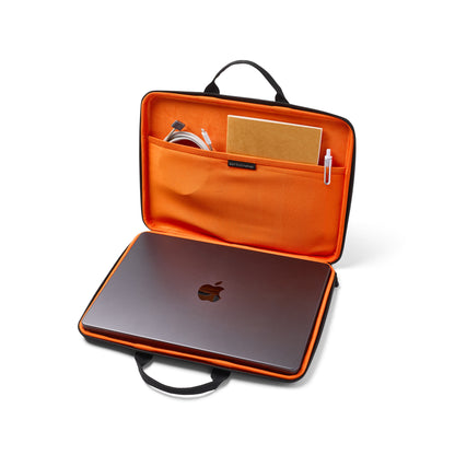 Urban Armor Gear 984178114040 laptop case 35.6 cm (14") Sleeve case Black