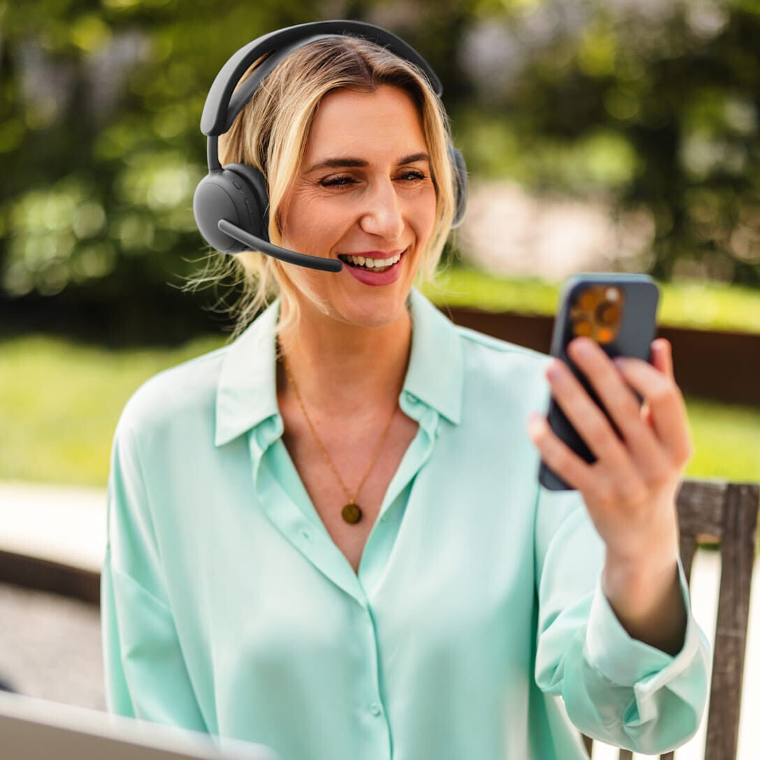 Logitech Zone Wireless 2 ES Headset Wired & Wireless Head-band Calls/Music USB Type-C Bluetooth Graphite