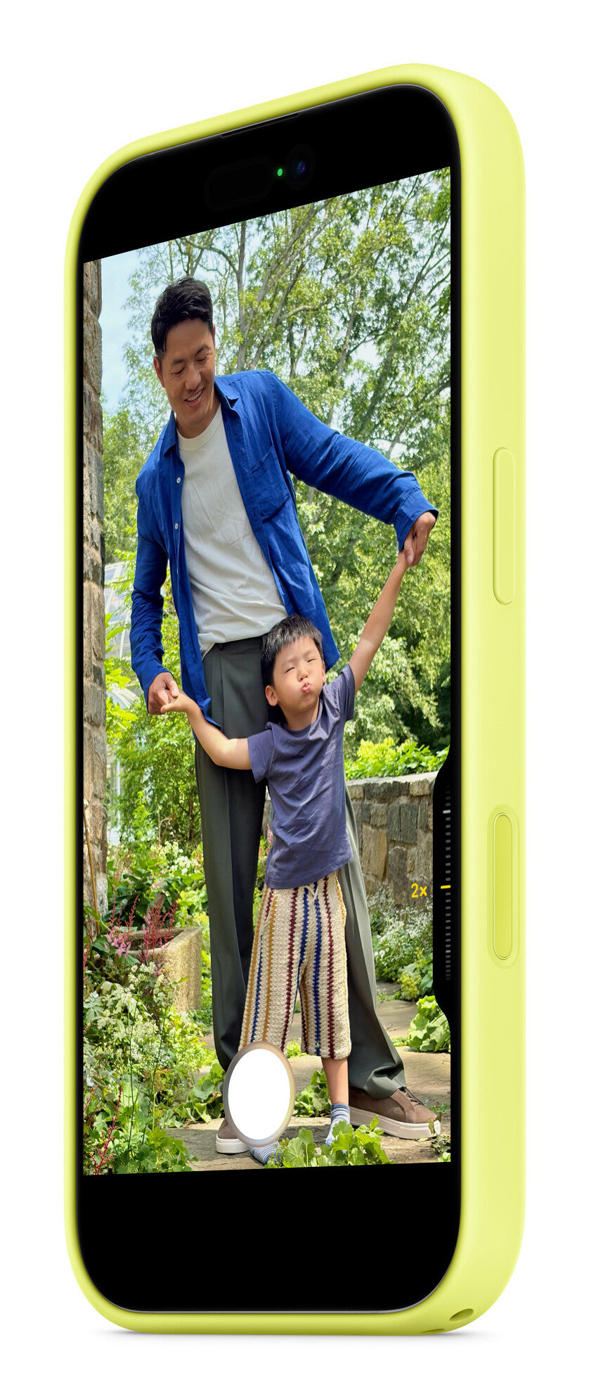 Apple iPhone 17 Silicone Case with MagSafe – Neon Yellow