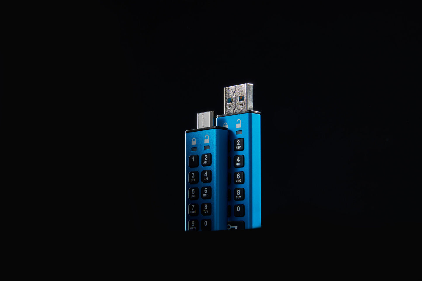 Kingston Technology IronKey 64GB Keypad 200, FIPS 140-3 Lvl 3 AES-256 Hardware Encrypted