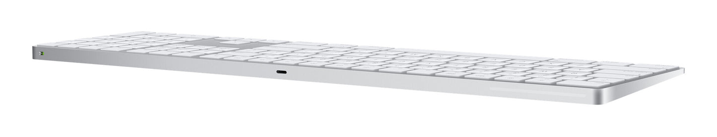 Apple Magic w/ Numeric Keypad keyboard Universal Bluetooth QWERTY English Silver, White