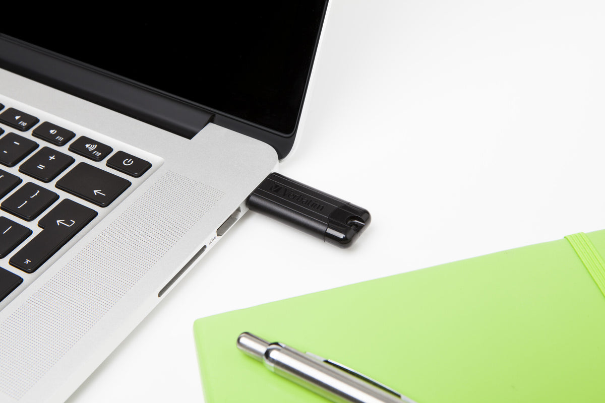 Verbatim PinStripe 3.0 - USB 3.0 Drive 64 GB  - Black