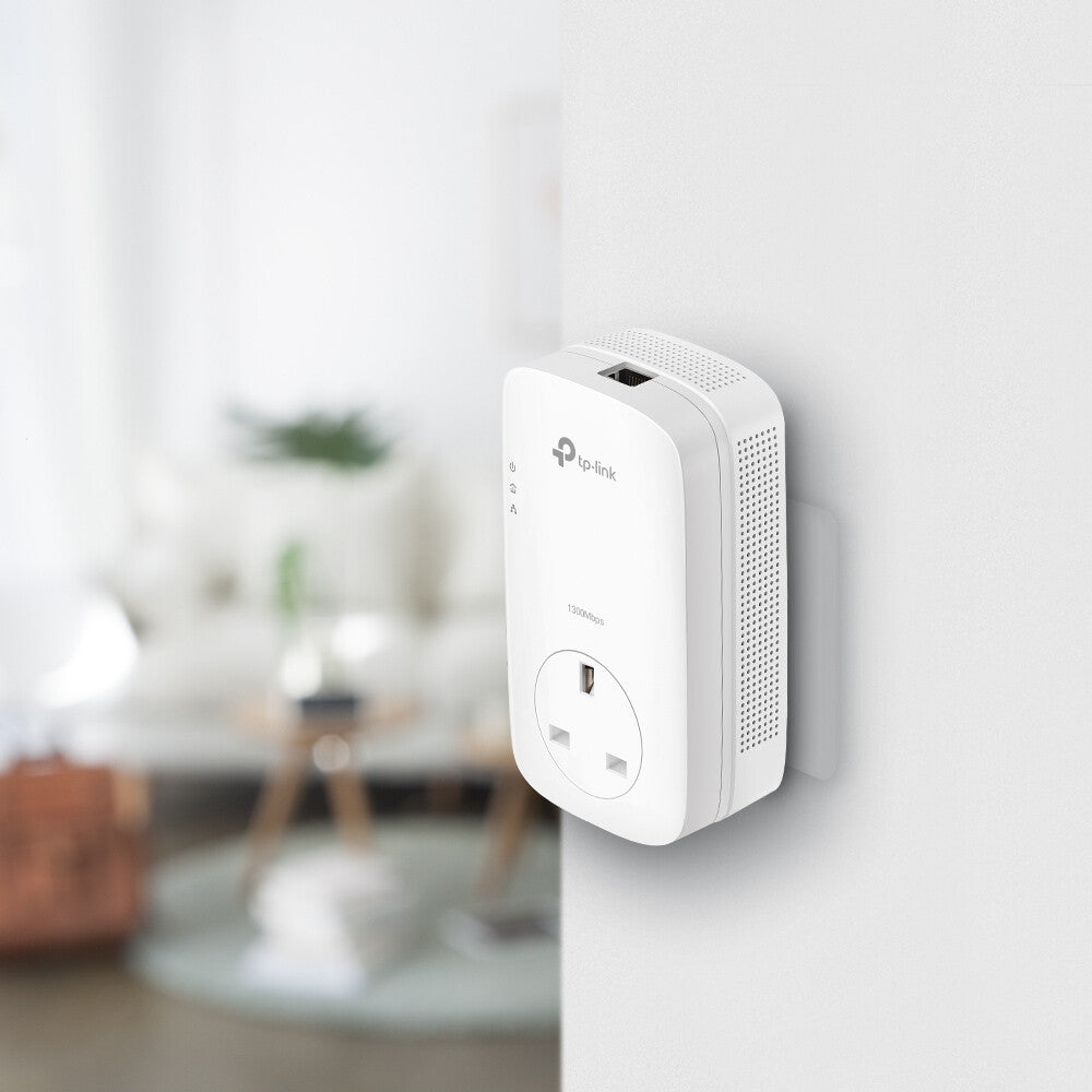 TP-Link AV1300 Gigabit Passthrough Powerline Starter Kit