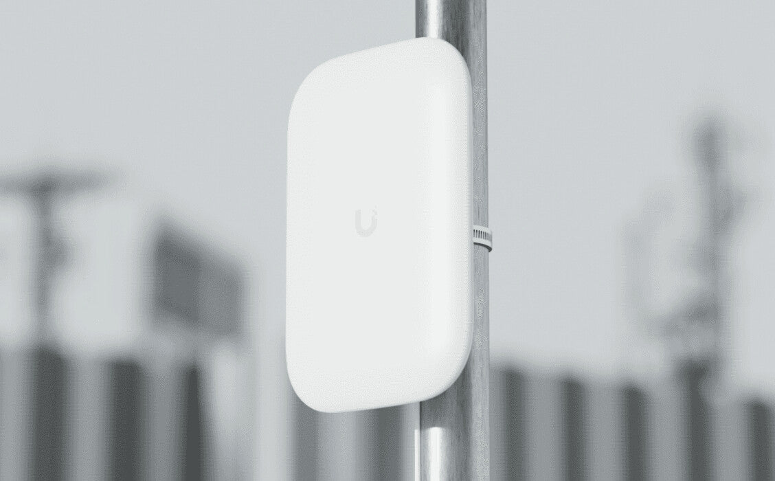 Ubiquiti Panel Antenna Ultra network antenna 15 dBi