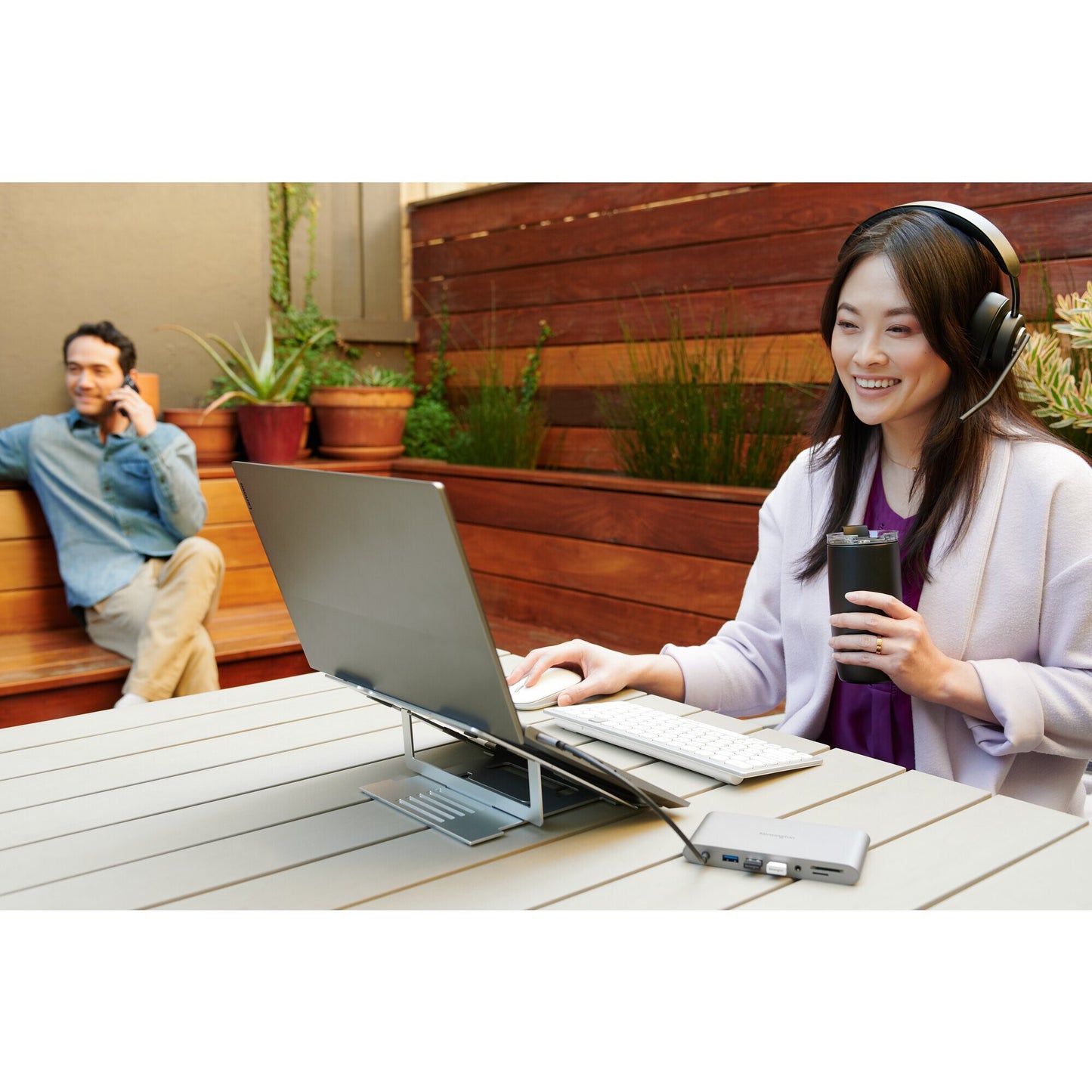 Kensington UH1440P USB-C 5Gbps Dual Video Driverless Mobile Dock – 85W Pass-Through Power – DP/HDMI/VGA