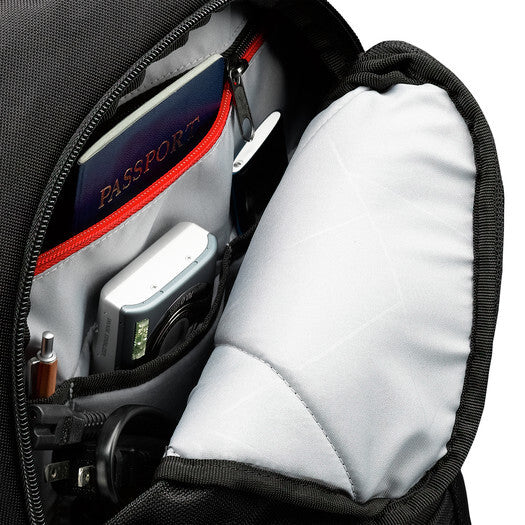 Case Logic Sporty DLBP-114 Black 35.6 cm (14") Backpack case