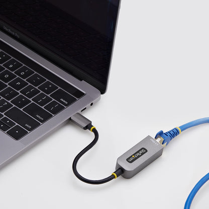 StarTech.com 2.5GbE USB-C to Ethernet Adapter, NBASE-T NIC, USB 3.0 Type-C 2.5/1G Multi Speed Network, Thunderbolt Compatible, Windows & Mac