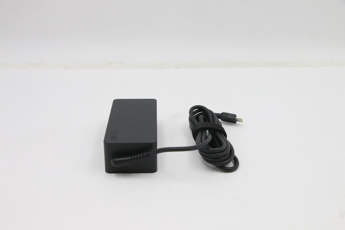 Lenovo 5A10W86255 power adapter/inverter Indoor 65 W Black