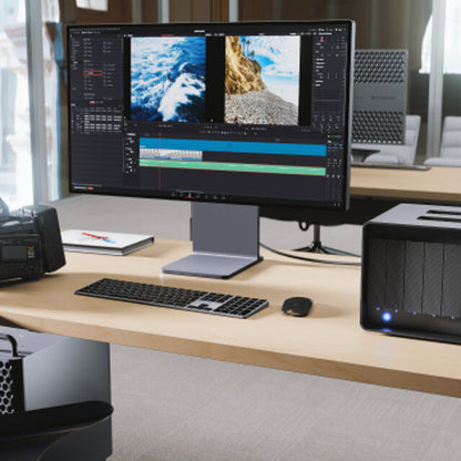 LaCie 8big Pro5 disk array 32 TB Desktop Black