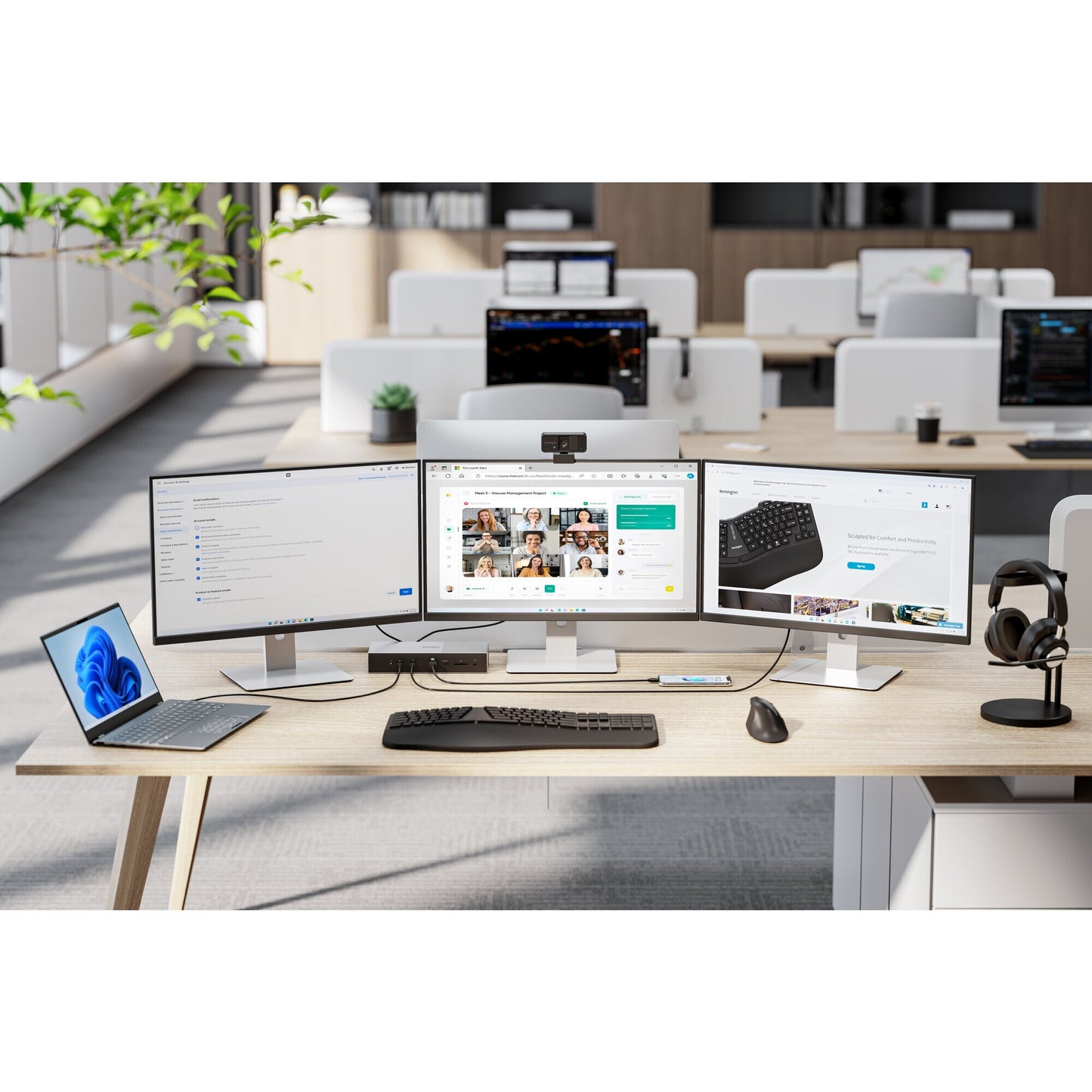 Kensington SD5000T5 EQ Thunderbolt 5 Triple 4K Docking Station with 140W PD - Windows/macOS