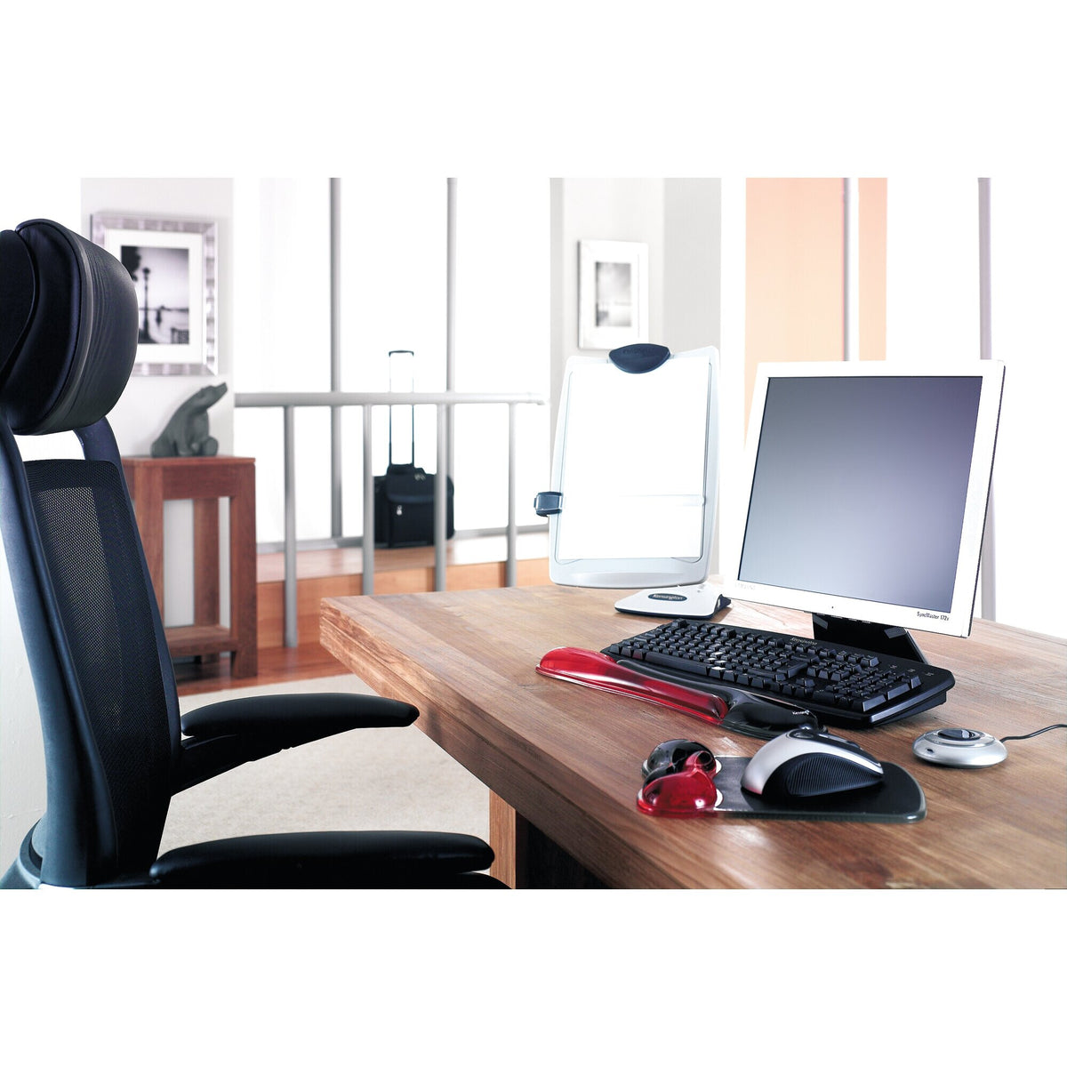 Kensington Duo Gel Keyboard Wrist Rest — Red