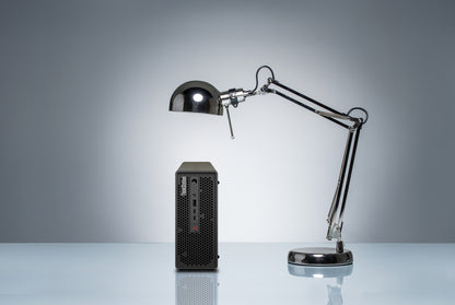 Lenovo ThinkStation P3 Ultra SFF Intel® Core™ i7 i7-14700 32 GB DDR5-SDRAM 512 GB SSD NVIDIA RTX A400 Windows 11 Pro Mini Tower Workstation Black