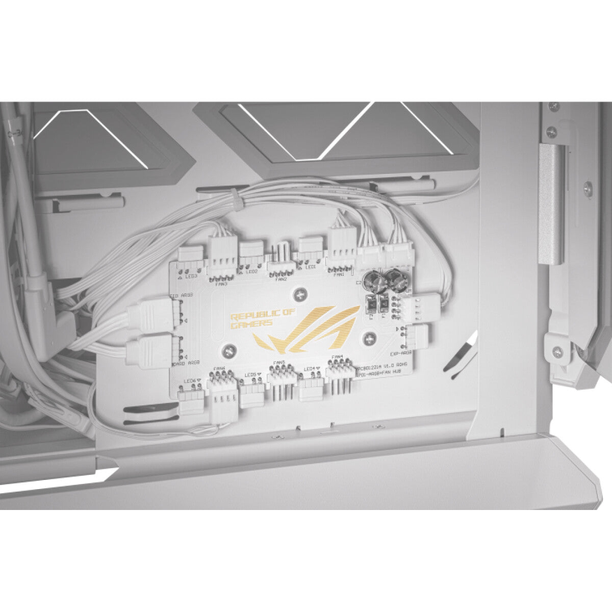 ASUS ROG GR701 Hyperion White Tower
