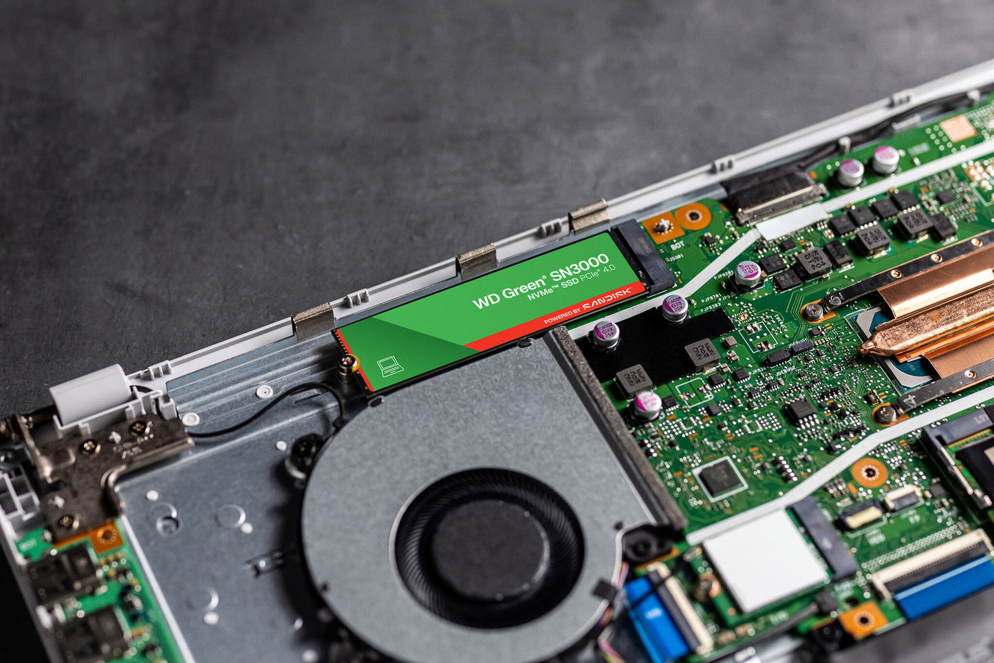 SanDisk Green WD ™ SN3000 NVMe™ SSD POWERED BY 500 GB