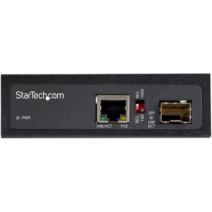 StarTech.com PoE+ Industrial Fiber to Ethernet Media Converter 60W - SFP to RJ45 - Singlemode/Multimode Fiber to Copper Gigabit Ethernet - Compact Size - IP-30/ -40 to +75C