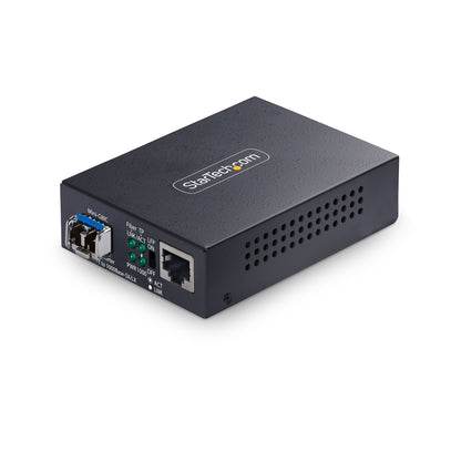 StarTech.com Single-Mode (SM) LC Fiber Media Converter for 10/100/1000 Networks, Standalone Gigabit Ethernet to Fiber Converter, 20km - TAA