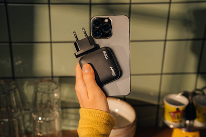 Verbatim GaN Charger 100W Universal Black AC Fast charging Indoor