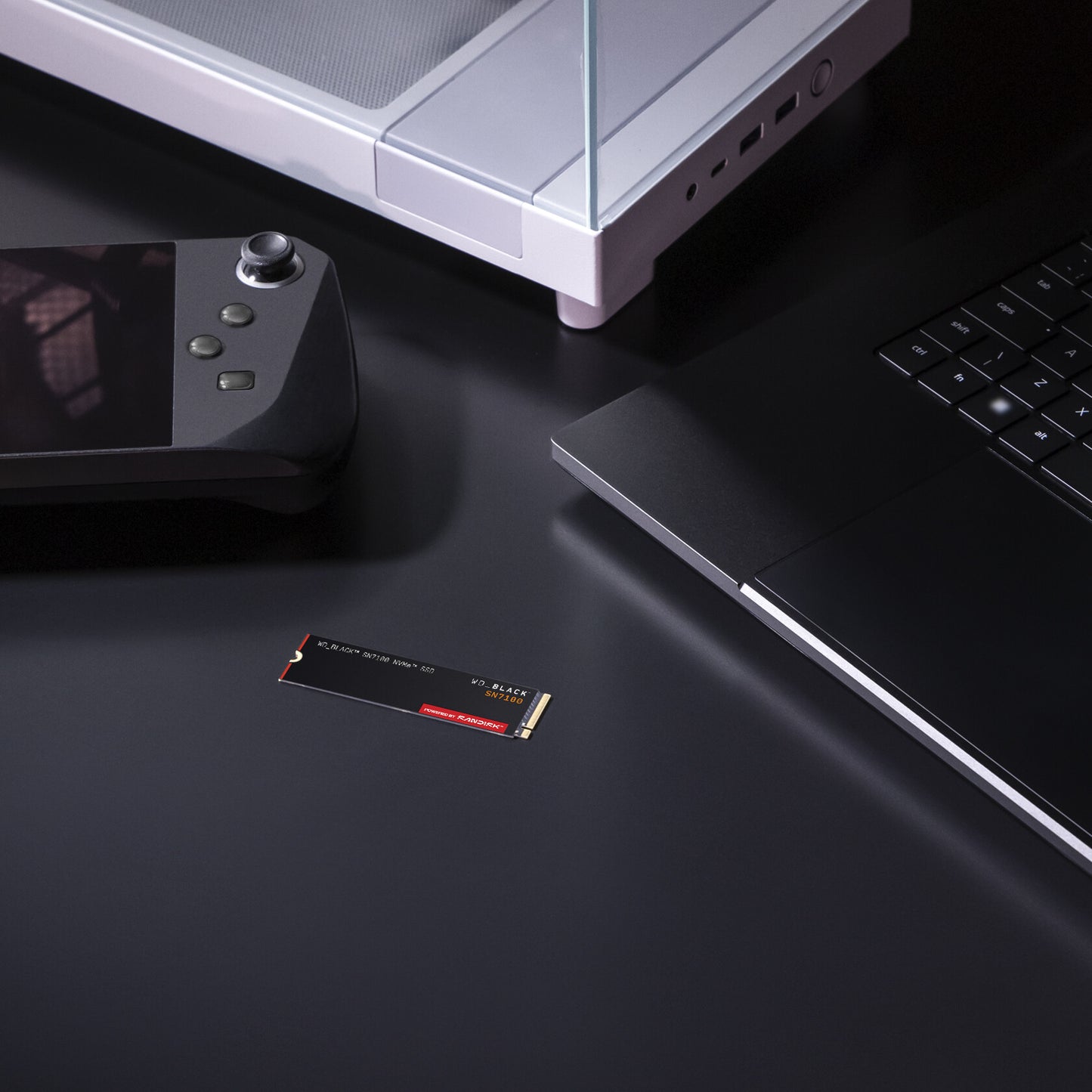 Western Digital Black WD_BLACK™ SN7100 NVMe™ SSD POWERED BY SANDISK 1 TB