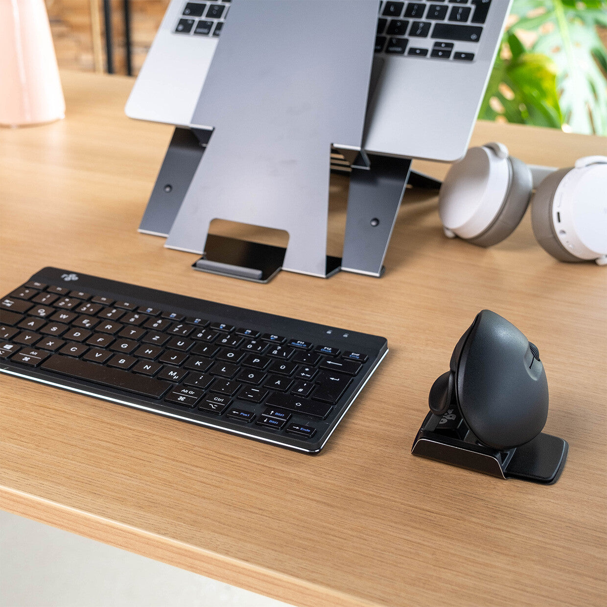 R-Go Tools Ergonomic mouse R-Go Twister, with break software, ambidextrous mouse for both hands, foldable, bluetooth and wired