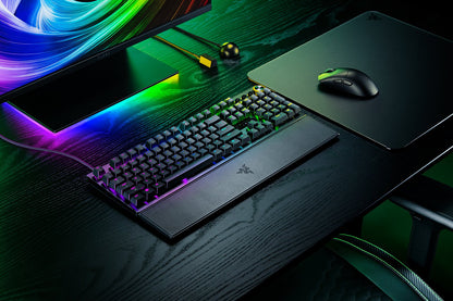 Razer Huntsman V3 Pro keyboard Gaming USB QWERTY UK International Black