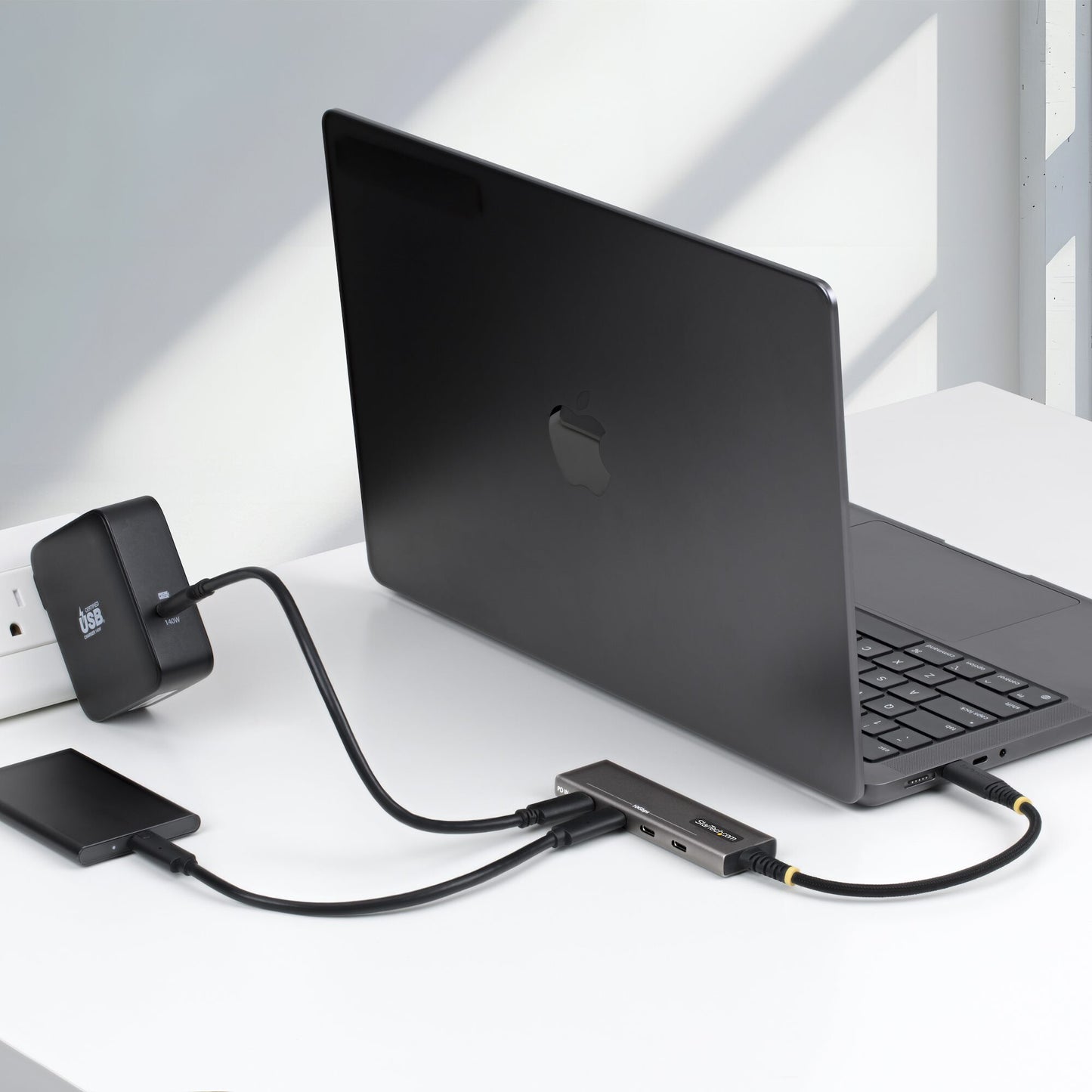 StarTech.com 4-Port USB-C Hub, 10Gbps, 100W PD Charging, 4x USB-C Ports, Overcurrent Protection, PCR Aluminum, For MacBook / Dell / ThinkPad / HP / iPad / Tablet