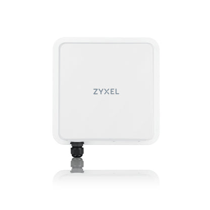 Zyxel FWA710 wireless router Multi-Gigabit Ethernet Dual-band (2.4 GHz / 5 GHz) 5G White