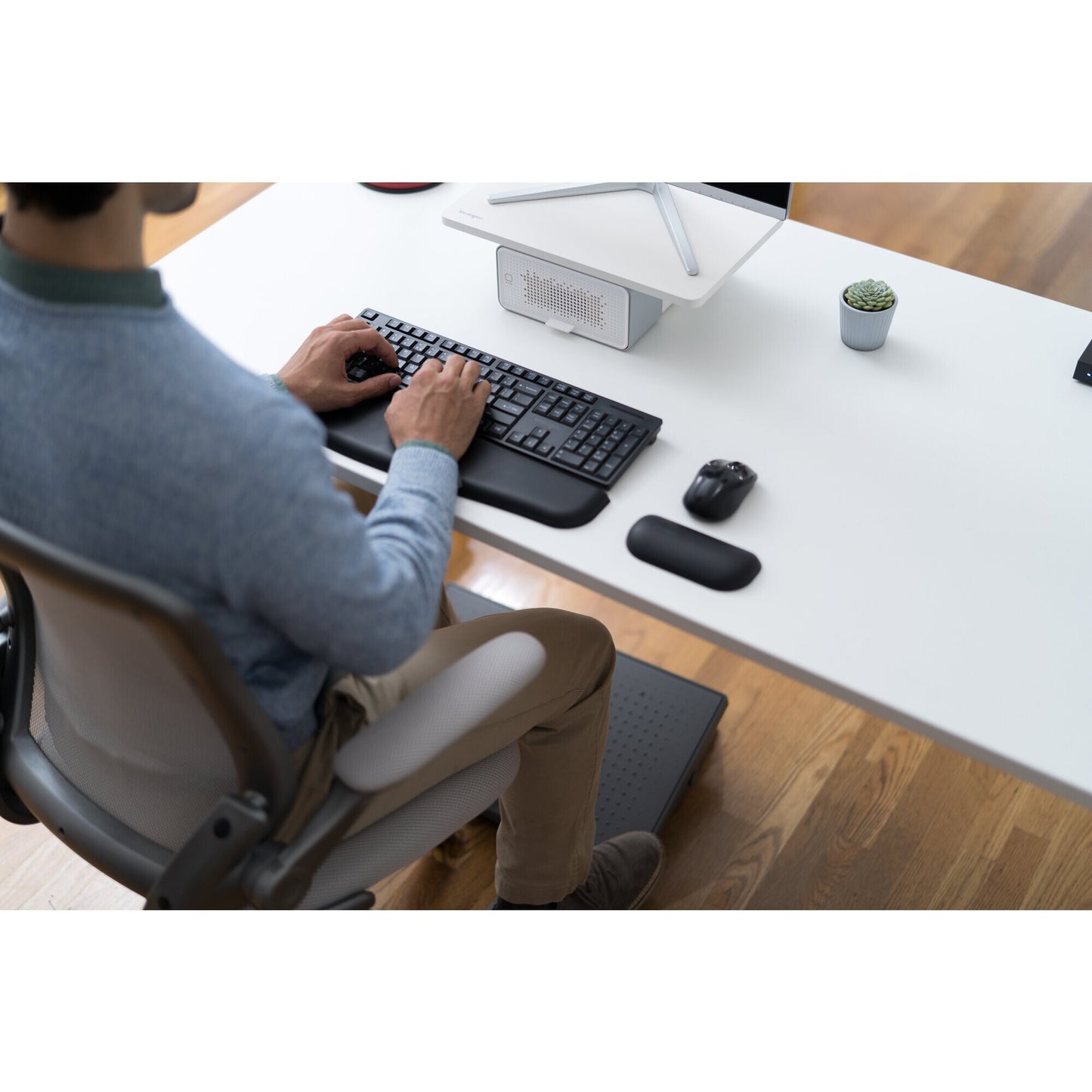 Kensington ErgoSoft Wrist Rest for Standard Mouse