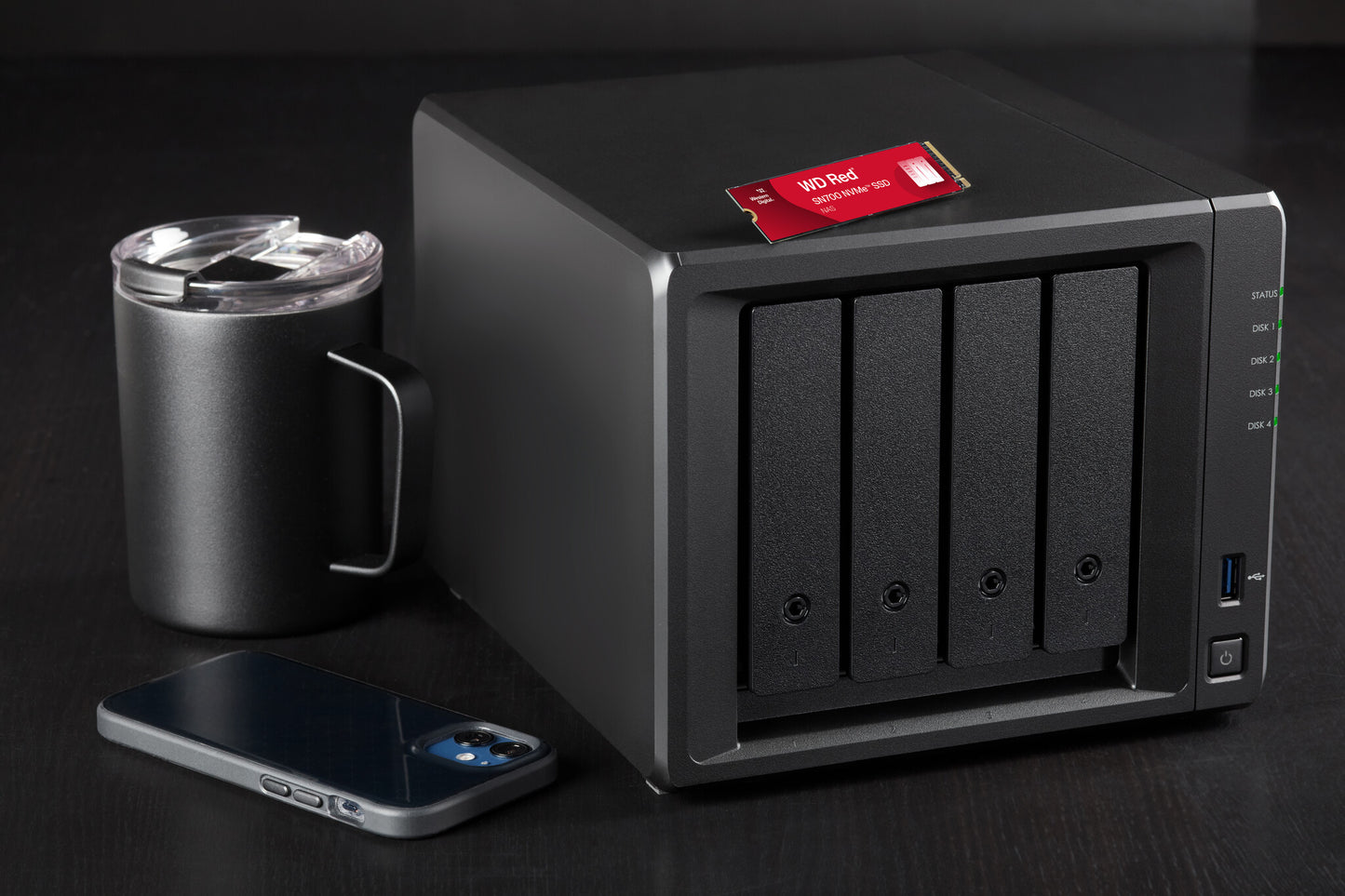 Western Digital Red WD ™ SN700 NVMe™ POWERED BY SANDISK 500 GB