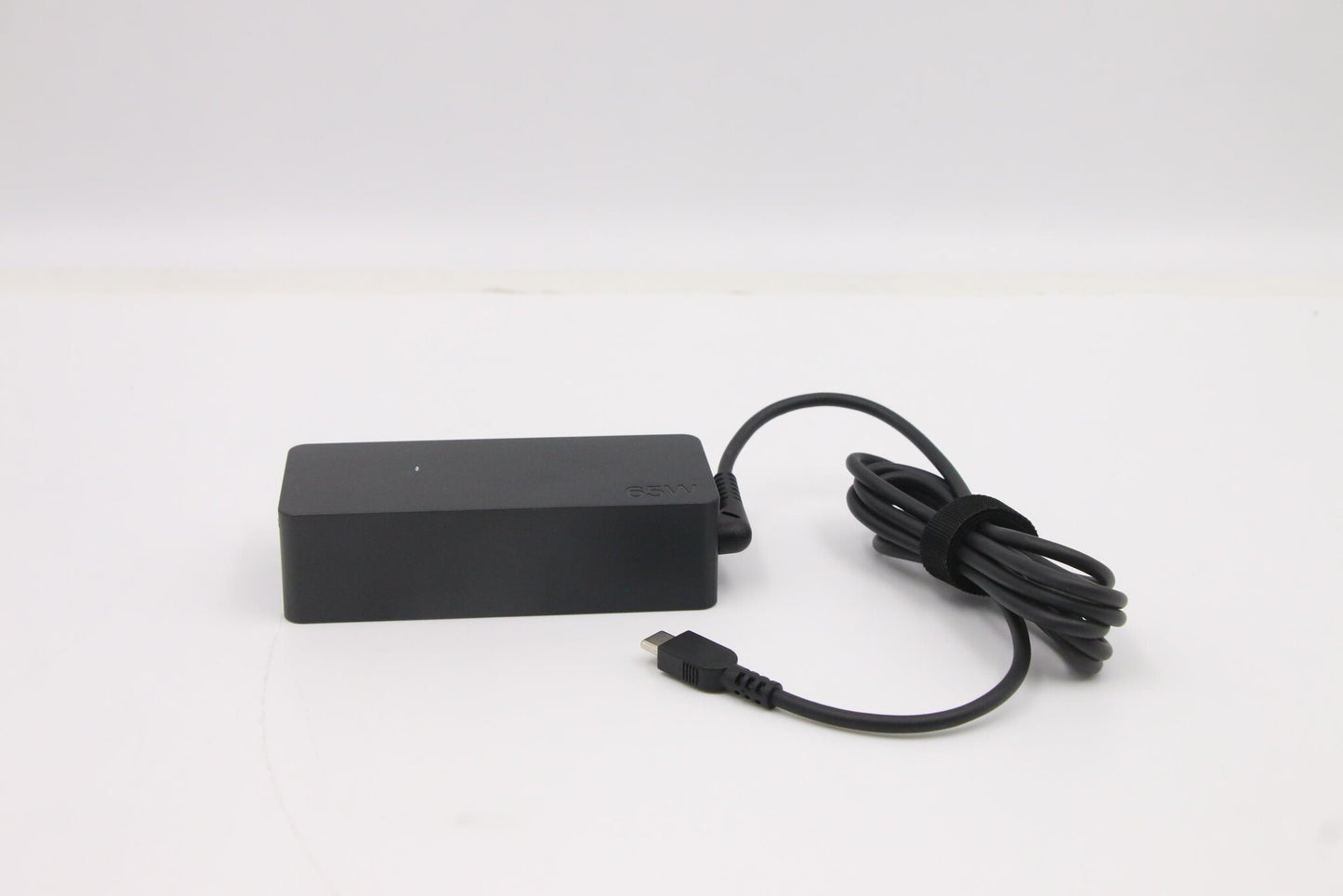 Lenovo 5A10W86253 power adapter/inverter Indoor 65 W Black