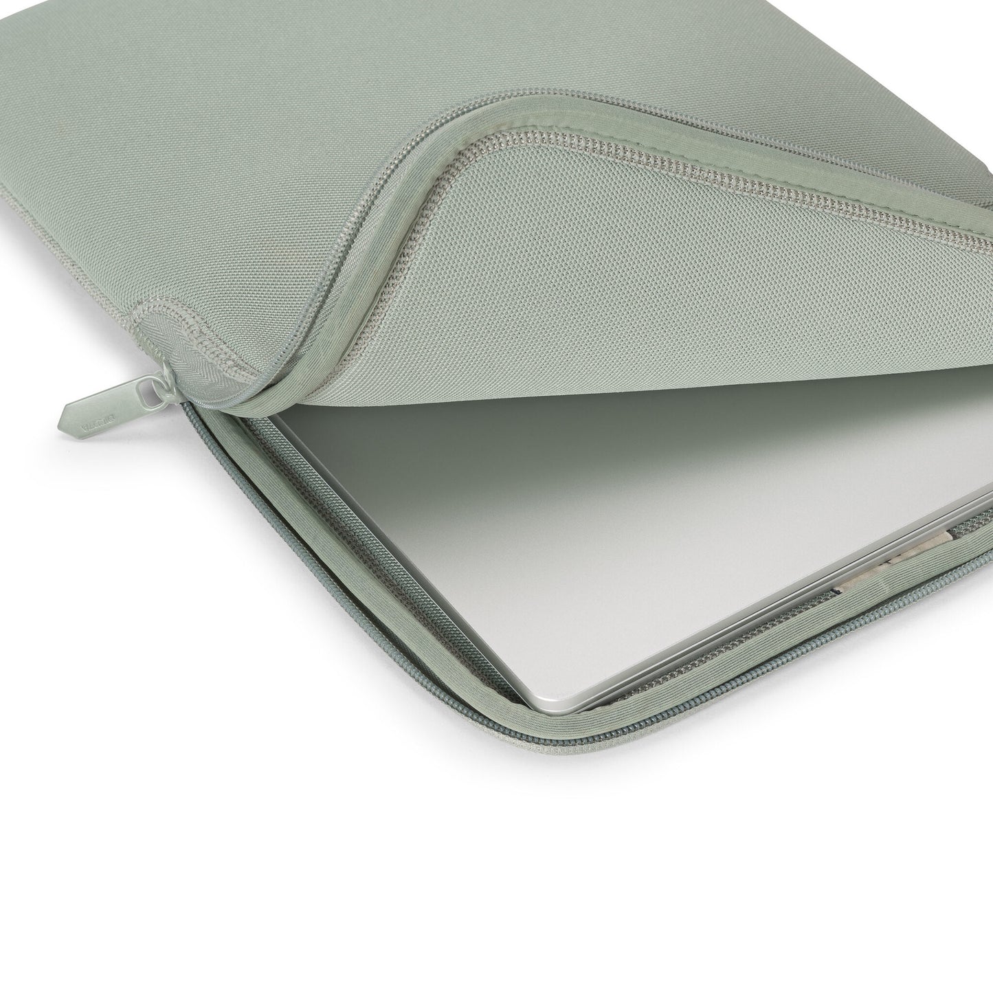 DICOTA D31996-DFS laptop case 38.1 cm (15") Sleeve case Silver