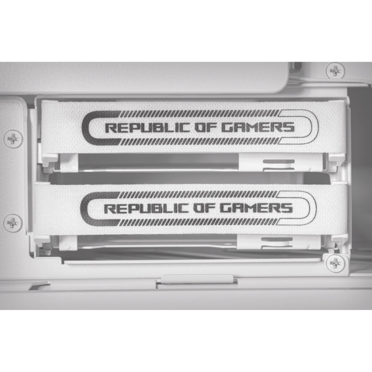 ASUS ROG GR701 Hyperion White Tower