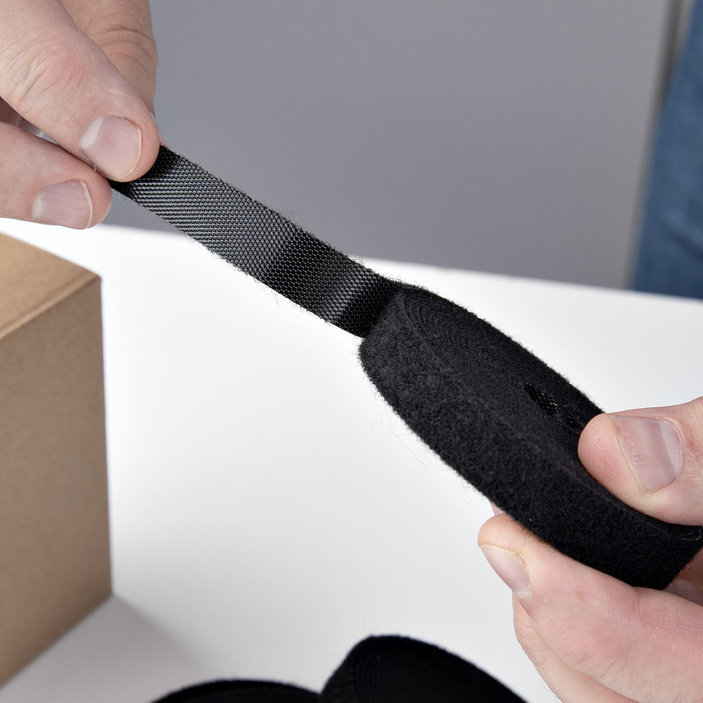StarTech.com 4-pack 15ft (4.6m) Hook and Loop Roll, 0.5in Wide, Black, Cut-to-Size Reusable Cable Ties, Fastener Tape, Adjustable Fabric Wraps, Bulk Roll