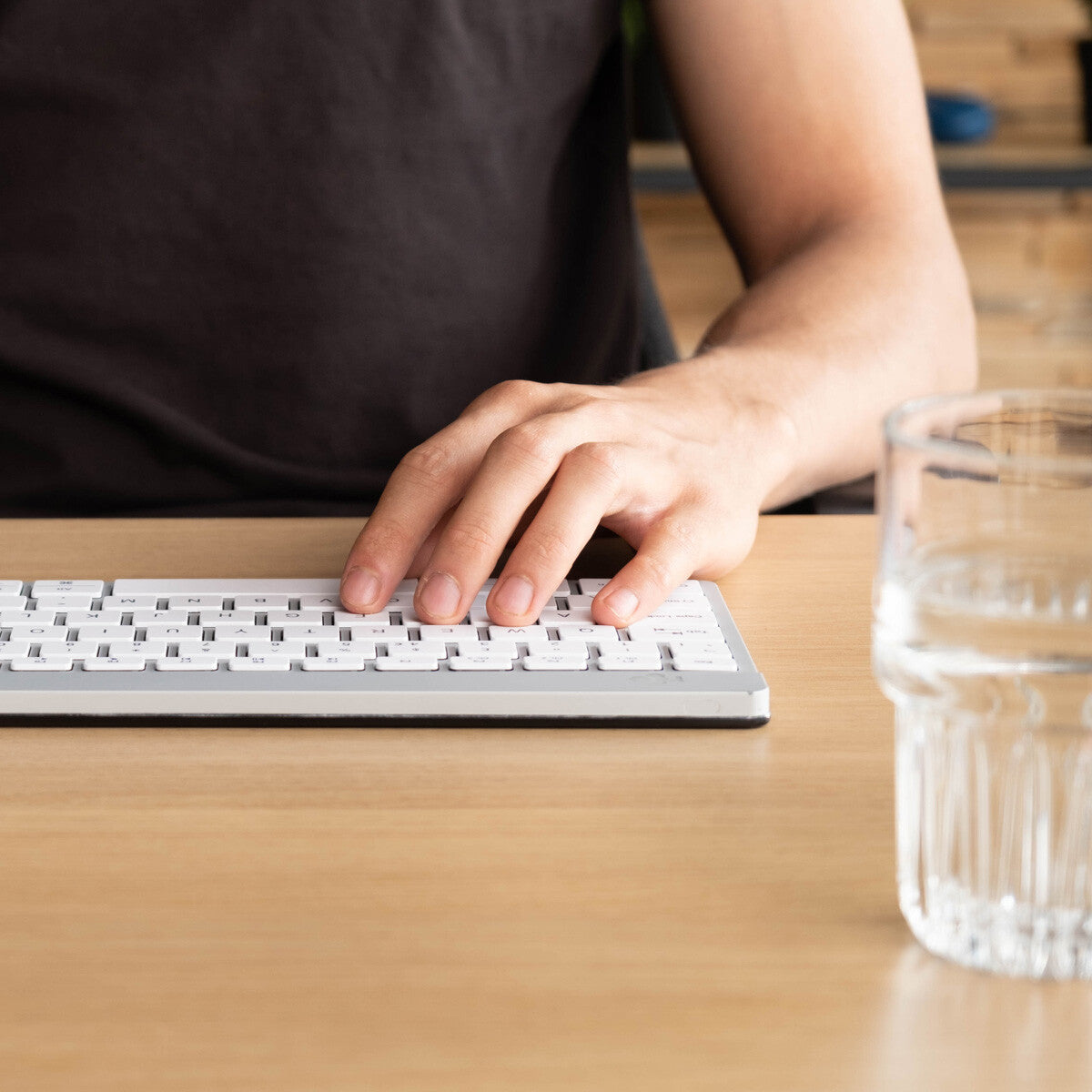R-Go Tools Ergonomic keyboard R-Go Compact Break, compact keyboard with break software, QWERTY (ES), Bluetooth, white