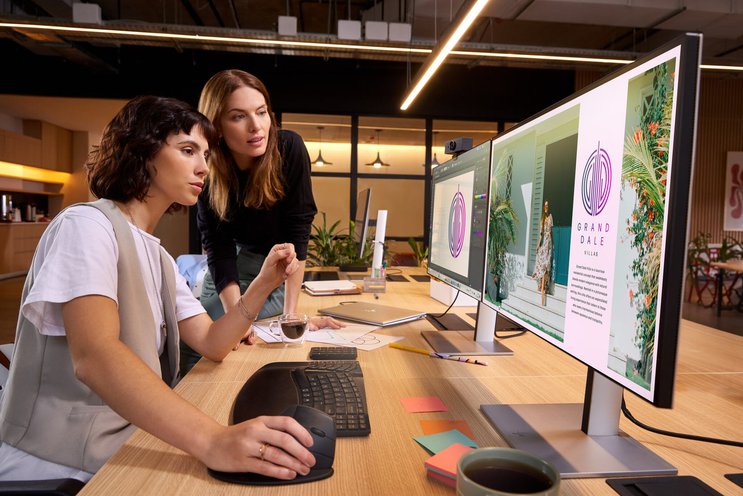 HP Series 7 Pro 27 inch QHD Thunderbolt 4 Monitor - 727pu
