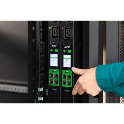 APC Easy PDU Switched 1U 16A 230V (8)C13